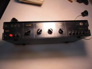 Amplificator VINTAGE de colectie Amtron UK 186, complet, sunet bun, mufe DIN