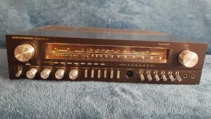 amplituner / receiver vintage GRUNDIG R2000-2     