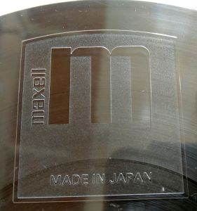 Banda de magnetofon Maxell Made in Japan ce contine Giorgio Moroder The Best Of.