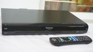  DVD recorder combo Panasonic DMR EX-84C cu HDD 160Gb 