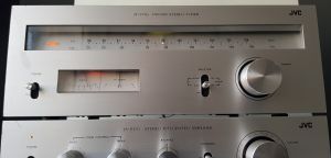 JVC JT V 11 G tuner radio vintage cu cadran analog Wu metre ace