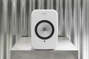 KEF LSX (white) - perfect condition