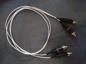 Mogami 2520 coaxial Hi-Fi cable with NEUTRIC-REAN, Ø 2,3 mm for Turntables