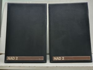 NAD 2 boxe studio 2 cai 8 ohmi 80W raft muzica film