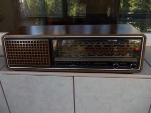 Radio GRUNDIG RF 420 receptor stationar,vintage 1976 Germany