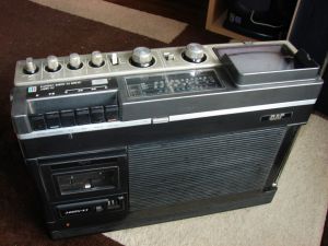 Radiocasetofon cu tv color Jvc cx-500  vintage