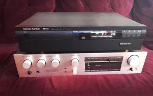 receiver (amplituner) LUXMAN R-2040 / cd-player HARMAN KARDON HD7525 