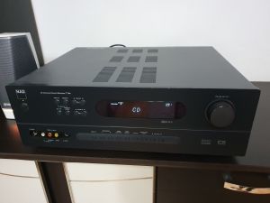 Receiver NAD T744