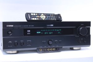 Statie/Receiver Yamaha DSP-AX620,2x120W.