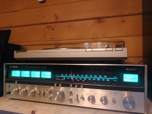 Technics SA-8500X CD4 AM/FM Two/Four Channel Receiver (1975)