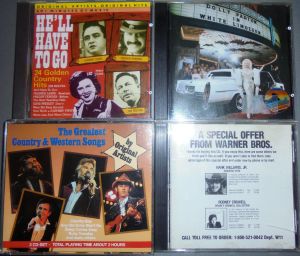 Vand o colectie de CD-uri originale cu muzica country