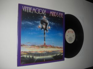 Vinnie Moore: Mind's Eye (1986) vinil excelent heavy metal, foarte bine cotat, stare NM/NM
