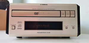 Yamaha DVD E 600 MK 2 player CD MP3